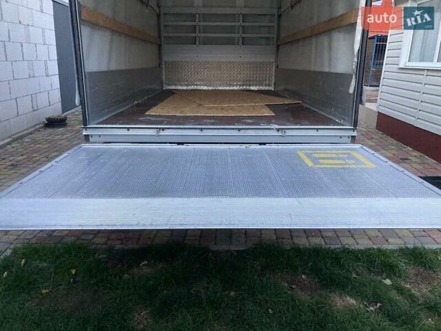 Белый Ивеко Дейли, объемом двигателя 30 л и пробегом 183 тыс. км за 21000 $, фото 6 на Automoto.ua