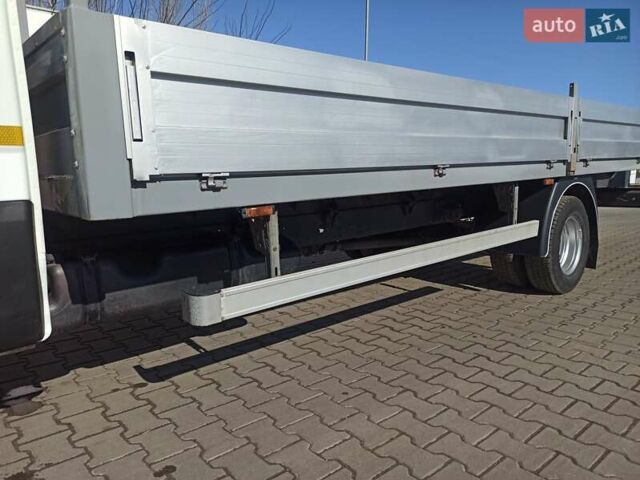 Білий Івеко Дейлі, об'ємом двигуна 3 л та пробігом 300 тис. км за 31500 $, фото 12 на Automoto.ua