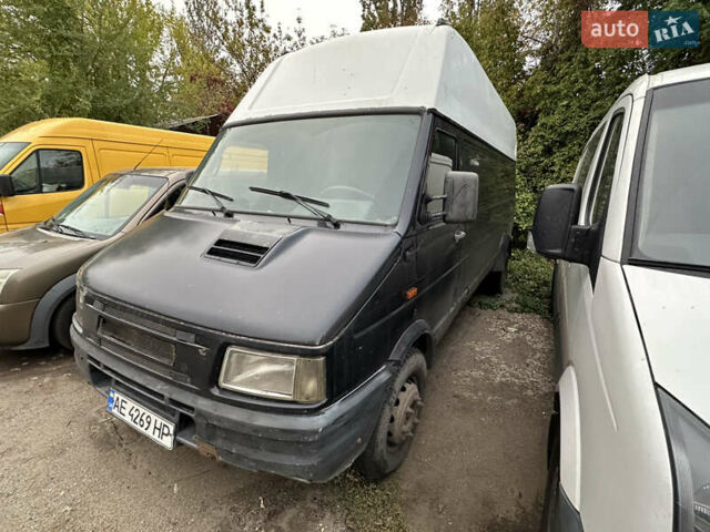 Белый Ивеко Дейли, объемом двигателя 0 л и пробегом 622 тыс. км за 6900 $, фото 12 на Automoto.ua