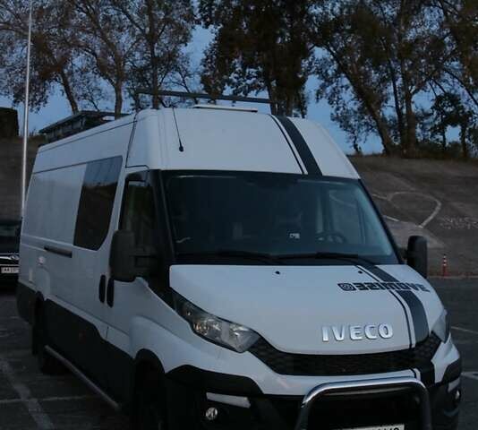Белый Ивеко Дейли, объемом двигателя 3 л и пробегом 170 тыс. км за 62000 $, фото 1 на Automoto.ua