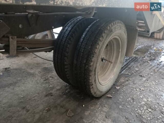 Белый Ивеко Дейли, объемом двигателя 2.8 л и пробегом 300 тыс. км за 7000 $, фото 9 на Automoto.ua