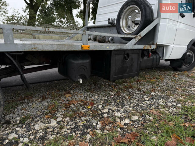 Белый Ивеко Дейли, объемом двигателя 2.8 л и пробегом 500 тыс. км за 7850 $, фото 7 на Automoto.ua