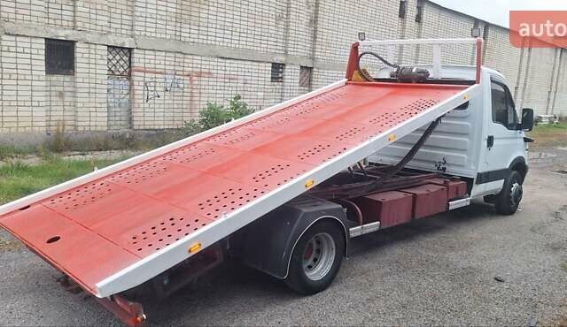 Білий Івеко Дейлі, об'ємом двигуна 2.8 л та пробігом 772 тис. км за 16500 $, фото 7 на Automoto.ua