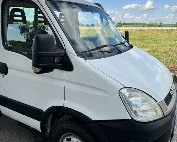 Белый Ивеко Дейли, объемом двигателя 3 л и пробегом 124 тыс. км за 28500 $, фото 20 на Automoto.ua