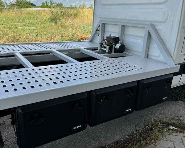 Белый Ивеко Дейли, объемом двигателя 3 л и пробегом 124 тыс. км за 28500 $, фото 17 на Automoto.ua