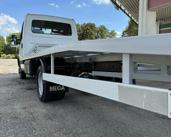 Белый Ивеко Дейли, объемом двигателя 3 л и пробегом 124 тыс. км за 28500 $, фото 8 на Automoto.ua