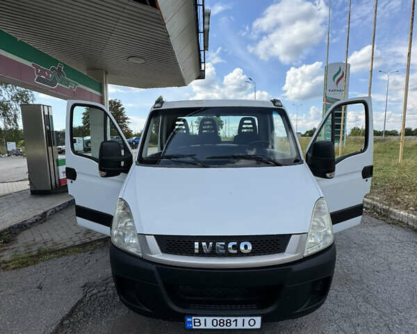 Белый Ивеко Дейли, объемом двигателя 3 л и пробегом 124 тыс. км за 28500 $, фото 30 на Automoto.ua