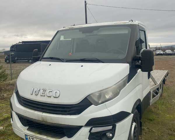 Белый Ивеко Дейли, объемом двигателя 3 л и пробегом 430 тыс. км за 14900 $, фото 1 на Automoto.ua