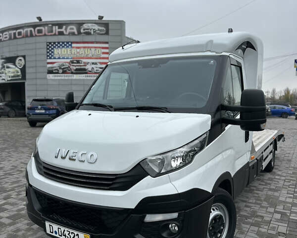 Белый Ивеко Дейли, объемом двигателя 3 л и пробегом 248 тыс. км за 35000 $, фото 1 на Automoto.ua