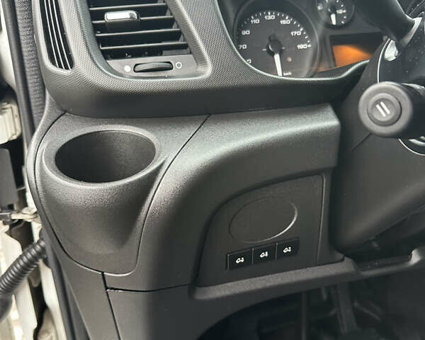 Белый Ивеко Дейли, объемом двигателя 3 л и пробегом 248 тыс. км за 35000 $, фото 46 на Automoto.ua