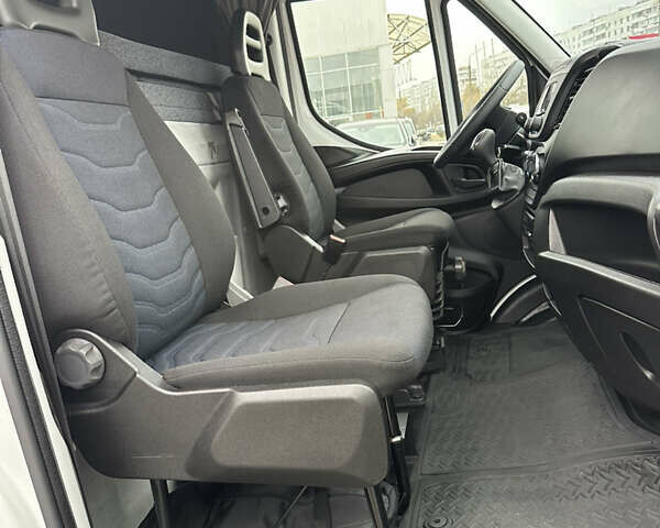 Белый Ивеко Дейли, объемом двигателя 3 л и пробегом 248 тыс. км за 35000 $, фото 74 на Automoto.ua