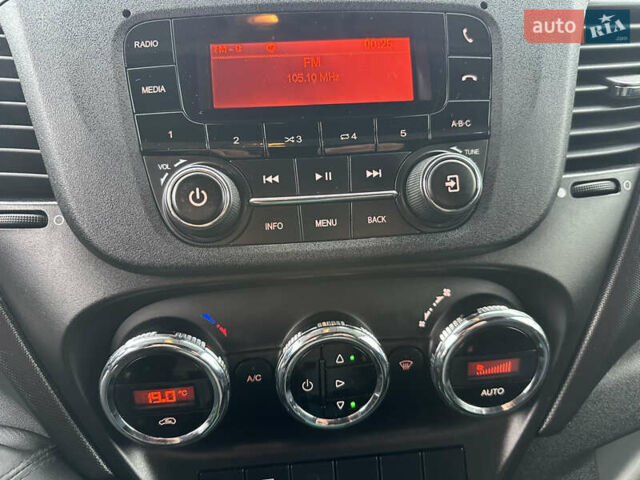 Белый Ивеко Дейли, объемом двигателя 3 л и пробегом 248 тыс. км за 35000 $, фото 61 на Automoto.ua