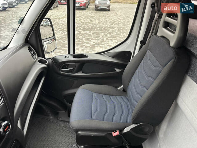 Белый Ивеко Дейли, объемом двигателя 3 л и пробегом 248 тыс. км за 35000 $, фото 64 на Automoto.ua