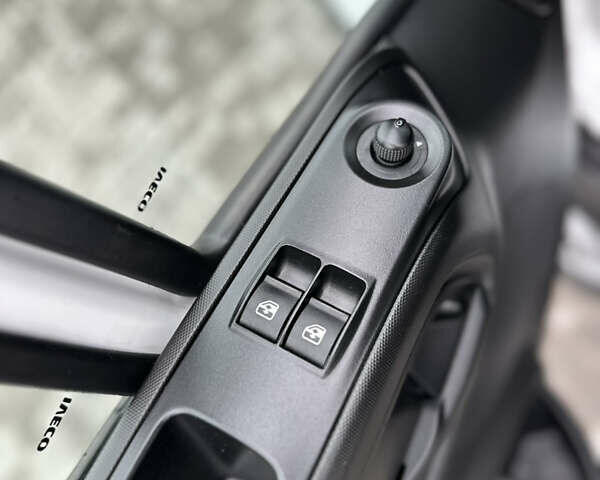 Белый Ивеко Дейли, объемом двигателя 3 л и пробегом 248 тыс. км за 35000 $, фото 40 на Automoto.ua