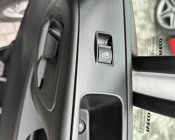 Белый Ивеко Дейли, объемом двигателя 3 л и пробегом 248 тыс. км за 35000 $, фото 78 на Automoto.ua