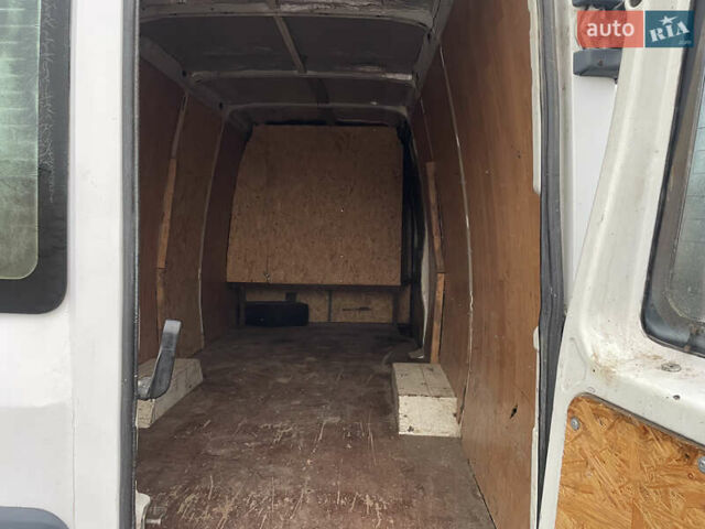 Белый Ивеко Дейли, объемом двигателя 2.8 л и пробегом 706 тыс. км за 2500 $, фото 8 на Automoto.ua