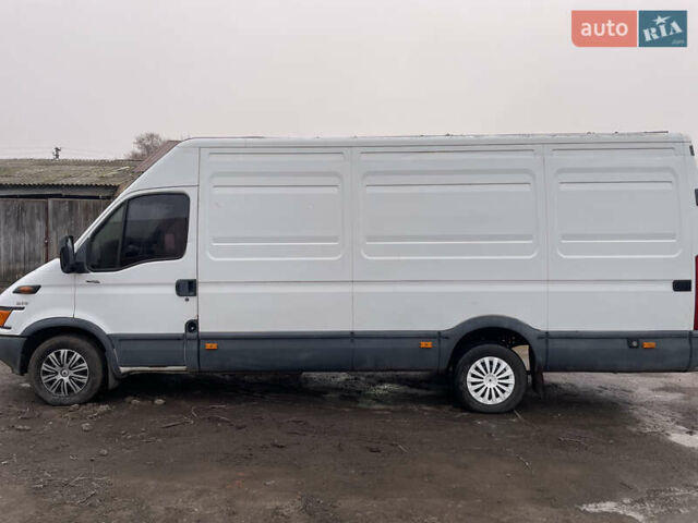 Белый Ивеко Дейли, объемом двигателя 2.8 л и пробегом 706 тыс. км за 2500 $, фото 1 на Automoto.ua