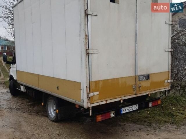 Белый Ивеко Дейли, объемом двигателя 2.8 л и пробегом 300 тыс. км за 8500 $, фото 3 на Automoto.ua