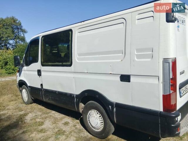 Білий Івеко Дейлі, об'ємом двигуна 2.8 л та пробігом 360 тис. км за 4000 $, фото 3 на Automoto.ua