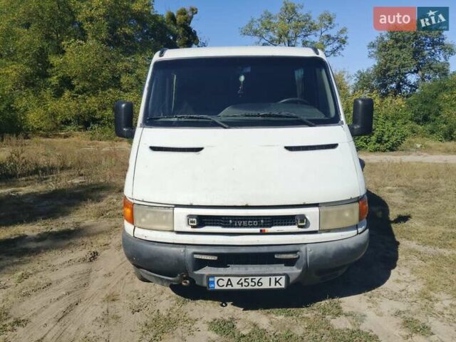 Білий Івеко Дейлі, об'ємом двигуна 2.8 л та пробігом 360 тис. км за 4000 $, фото 7 на Automoto.ua