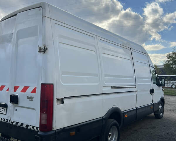 Белый Ивеко Дейли, объемом двигателя 2.8 л и пробегом 286 тыс. км за 6100 $, фото 7 на Automoto.ua