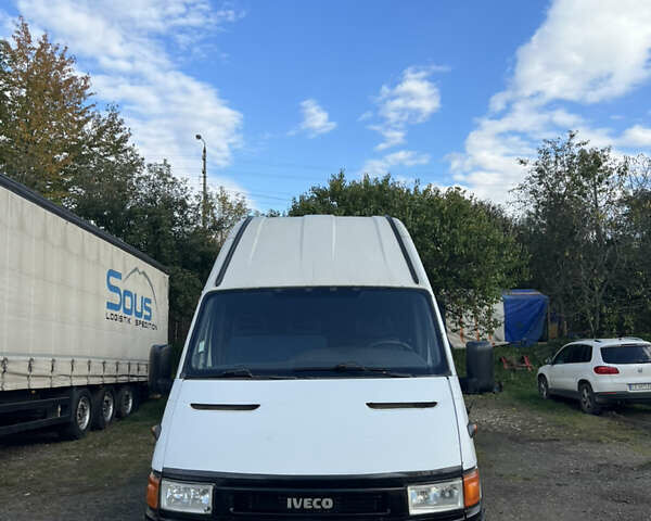 Белый Ивеко Дейли, объемом двигателя 2.8 л и пробегом 286 тыс. км за 6100 $, фото 2 на Automoto.ua