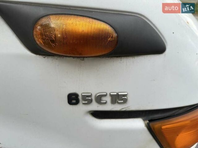 Івеко Дейлі 2004 у Івано-Франківську на Automoto.ua Білий Івеко Дейлі, об'ємом двигуна 2.8 л та пробігом 502 тис. км за 6900 $, фото 7 на Automoto.ua