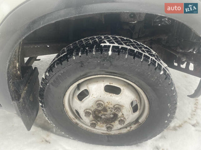 Белый Ивеко Дейли, объемом двигателя 2.8 л и пробегом 324 тыс. км за 7900 $, фото 9 на Automoto.ua