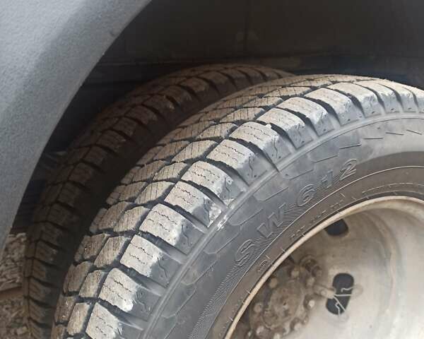 Белый Ивеко Дейли, объемом двигателя 3 л и пробегом 652 тыс. км за 10200 $, фото 2 на Automoto.ua