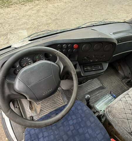 Белый Ивеко Дейли, объемом двигателя 3 л и пробегом 450 тыс. км за 4500 $, фото 10 на Automoto.ua