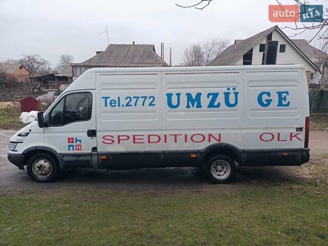 Белый Ивеко Дейли, объемом двигателя 3 л и пробегом 400 тыс. км за 7800 $, фото 2 на Automoto.ua