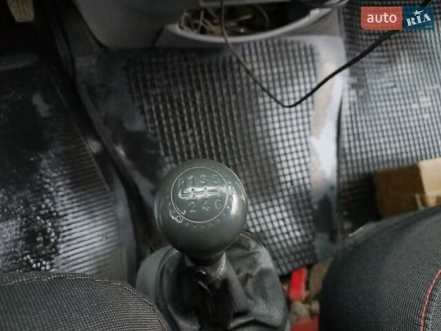 Белый Ивеко Дейли, объемом двигателя 3 л и пробегом 400 тыс. км за 7800 $, фото 15 на Automoto.ua