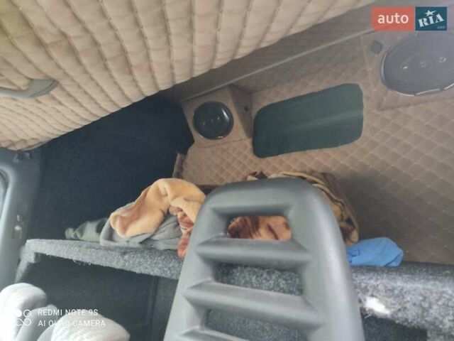 Білий Івеко Дейлі, об'ємом двигуна 3 л та пробігом 367 тис. км за 8500 $, фото 6 на Automoto.ua