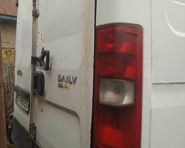 Білий Івеко Дейлі, об'ємом двигуна 3 л та пробігом 350 тис. км за 6000 $, фото 3 на Automoto.ua
