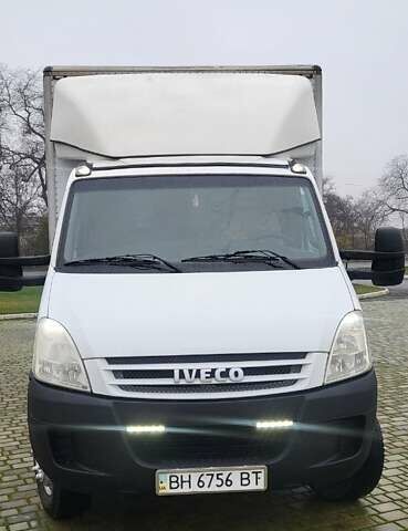 Білий Івеко Дейлі, об'ємом двигуна 3 л та пробігом 360 тис. км за 12500 $, фото 5 на Automoto.ua