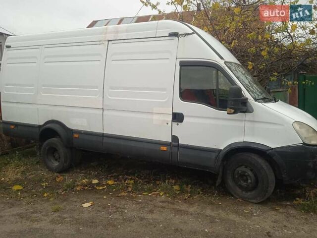Білий Івеко Дейлі, об'ємом двигуна 3 л та пробігом 350 тис. км за 6000 $, фото 4 на Automoto.ua