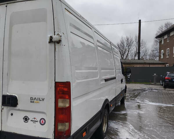 Белый Ивеко Дейли, объемом двигателя 3 л и пробегом 450 тыс. км за 7250 $, фото 5 на Automoto.ua