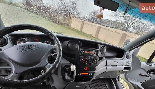 Білий Івеко Дейлі, об'ємом двигуна 3 л та пробігом 360 тис. км за 12500 $, фото 10 на Automoto.ua