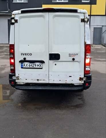 Білий Івеко Дейлі, об'ємом двигуна 2.3 л та пробігом 289 тис. км за 8000 $, фото 1 на Automoto.ua