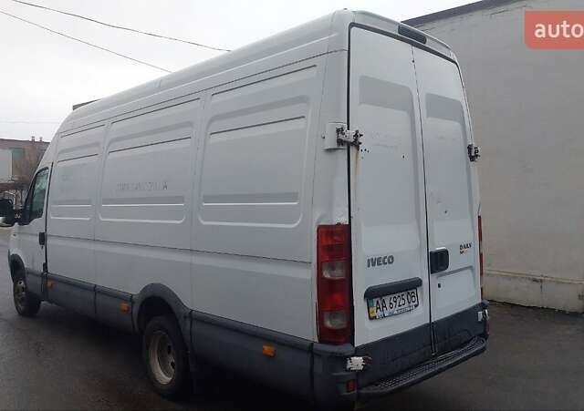 Белый Ивеко Дейли, объемом двигателя 3 л и пробегом 293 тыс. км за 8500 $, фото 8 на Automoto.ua