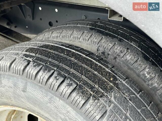 Белый Ивеко Дейли, объемом двигателя 3 л и пробегом 123 тыс. км за 23500 $, фото 11 на Automoto.ua