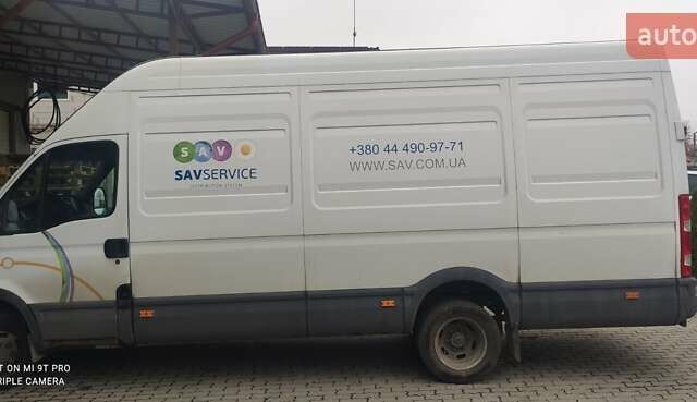 Білий Івеко Дейлі, об'ємом двигуна 3 л та пробігом 324 тис. км за 11000 $, фото 5 на Automoto.ua