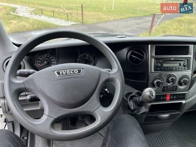 Белый Ивеко Дейли, объемом двигателя 3 л и пробегом 123 тыс. км за 23500 $, фото 32 на Automoto.ua