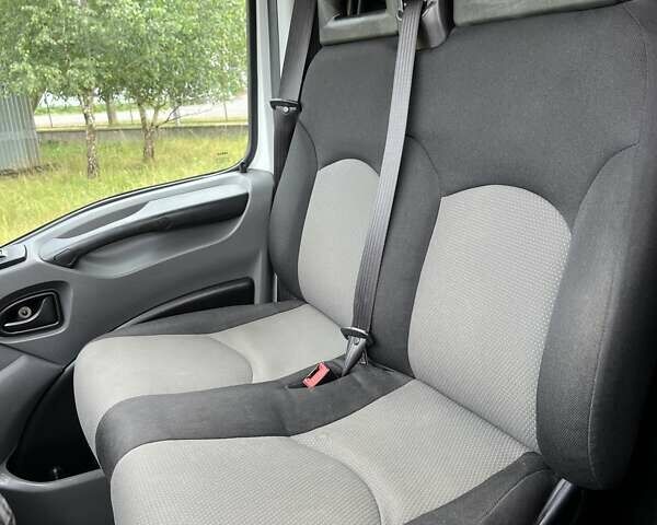 Белый Ивеко Дейли, объемом двигателя 3 л и пробегом 123 тыс. км за 23500 $, фото 29 на Automoto.ua