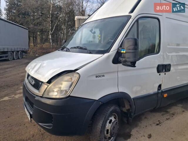 Белый Ивеко Дейли, объемом двигателя 3 л и пробегом 410 тыс. км за 6300 $, фото 1 на Automoto.ua
