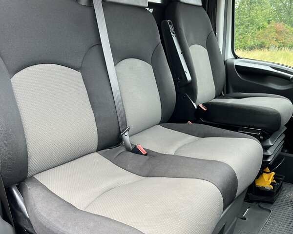 Белый Ивеко Дейли, объемом двигателя 3 л и пробегом 123 тыс. км за 23500 $, фото 44 на Automoto.ua