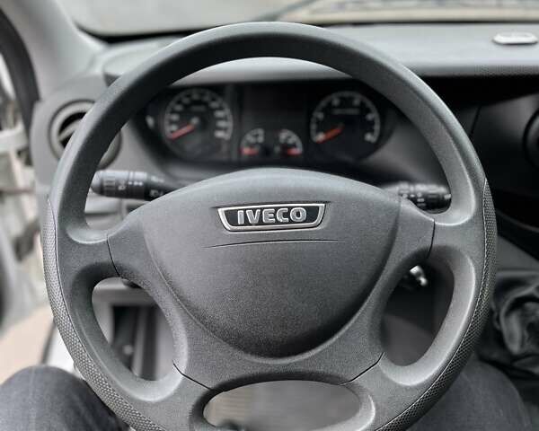 Белый Ивеко Дейли, объемом двигателя 3 л и пробегом 123 тыс. км за 23500 $, фото 31 на Automoto.ua