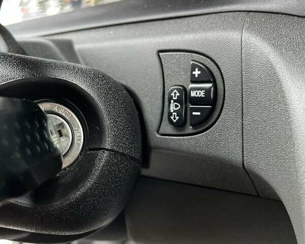 Белый Ивеко Дейли, объемом двигателя 3 л и пробегом 123 тыс. км за 23500 $, фото 36 на Automoto.ua