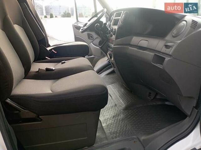 Ивеко Дейли 2012 в Тернополе на Automoto.ua Белый Ивеко Дейли, объемом двигателя 3 л и пробегом 301 тыс. км за 9800 $, фото 20 на Automoto.ua