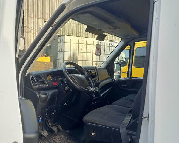 Білий Івеко Дейлі, об'ємом двигуна 2.29 л та пробігом 400 тис. км за 16700 $, фото 10 на Automoto.ua